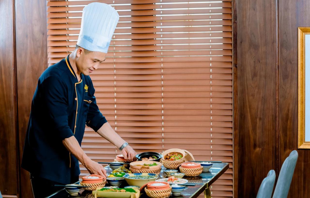 Golden Lotus Luxury Hotel Danang - Complimentary Daily Afternoon Tea Exteriör bild