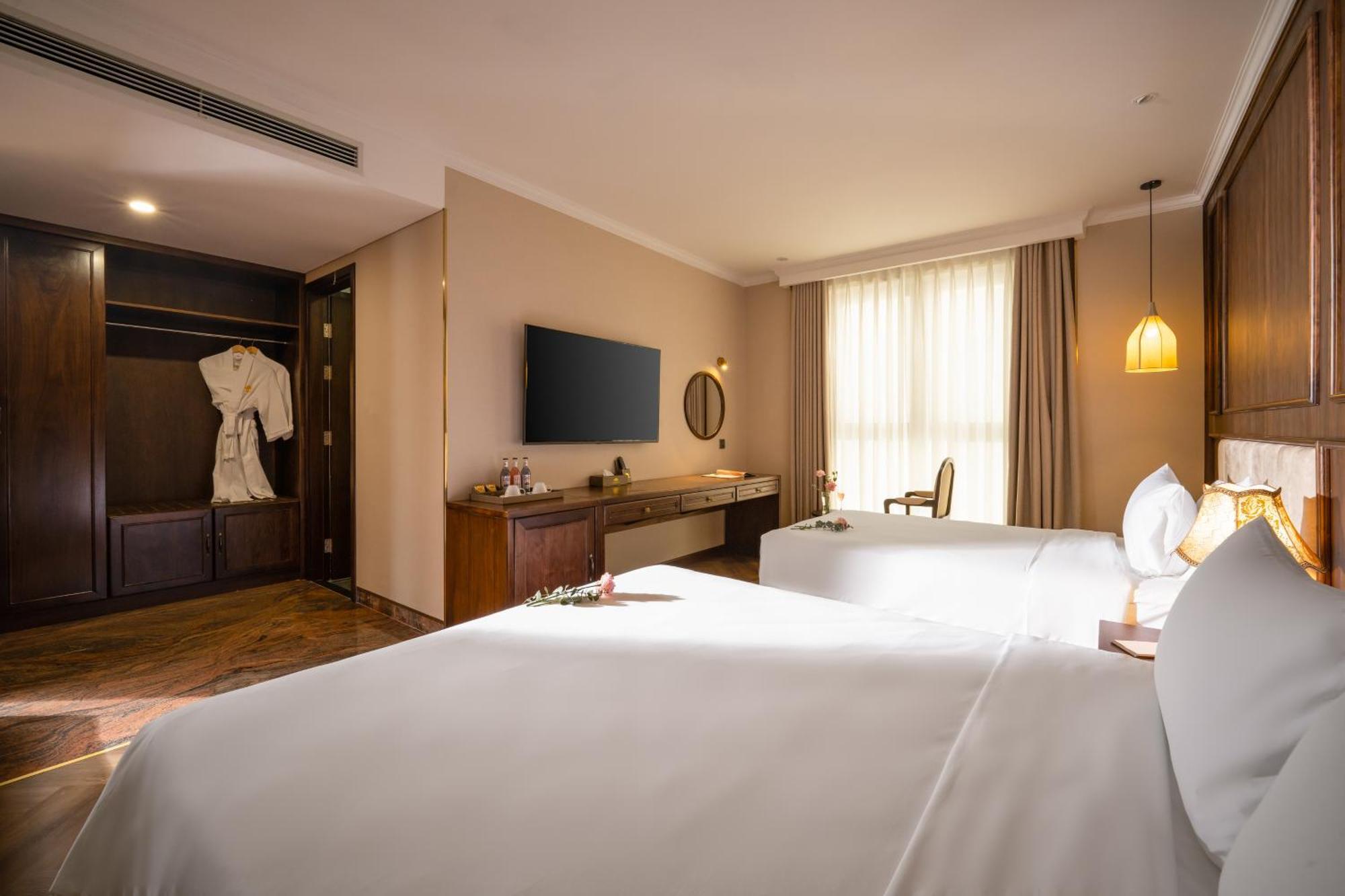 Golden Lotus Luxury Hotel Danang - Complimentary Daily Afternoon Tea Exteriör bild