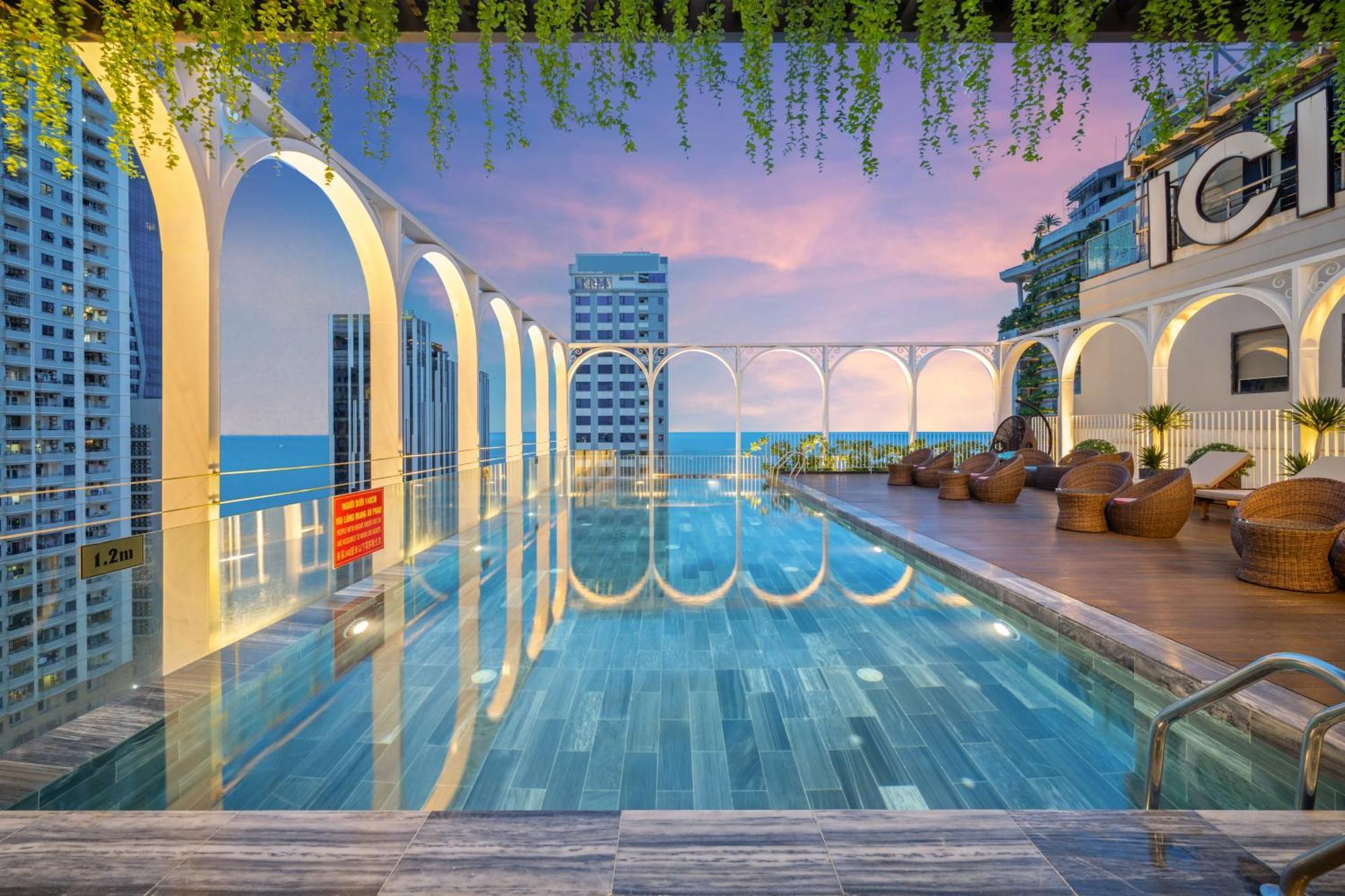 Golden Lotus Luxury Hotel Danang - Complimentary Daily Afternoon Tea Exteriör bild