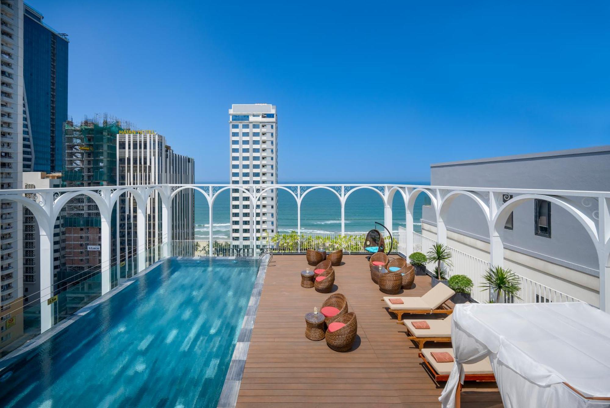 Golden Lotus Luxury Hotel Danang - Complimentary Daily Afternoon Tea Exteriör bild
