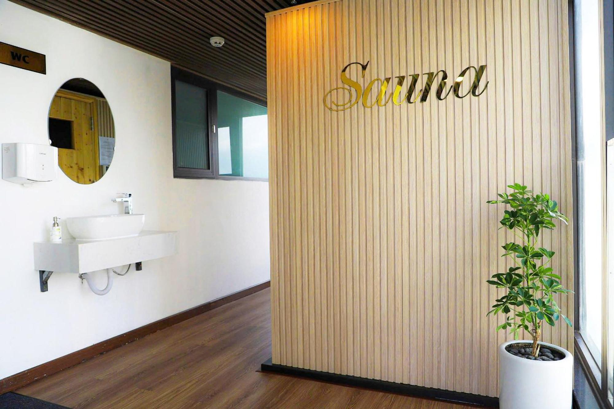 Golden Lotus Luxury Hotel Danang - Complimentary Daily Afternoon Tea Exteriör bild