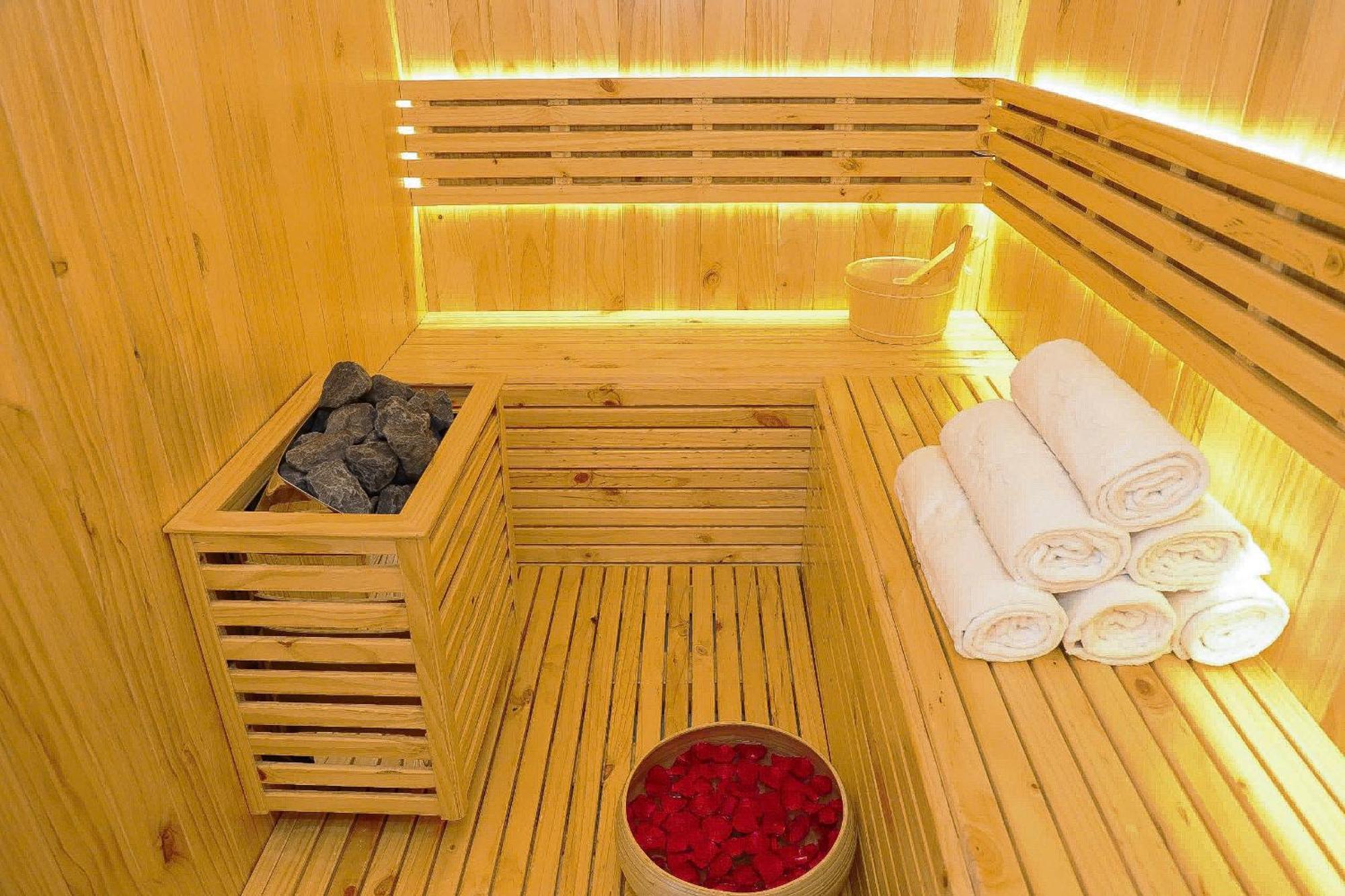 Golden Lotus Luxury Hotel Danang - Complimentary Daily Afternoon Tea Exteriör bild